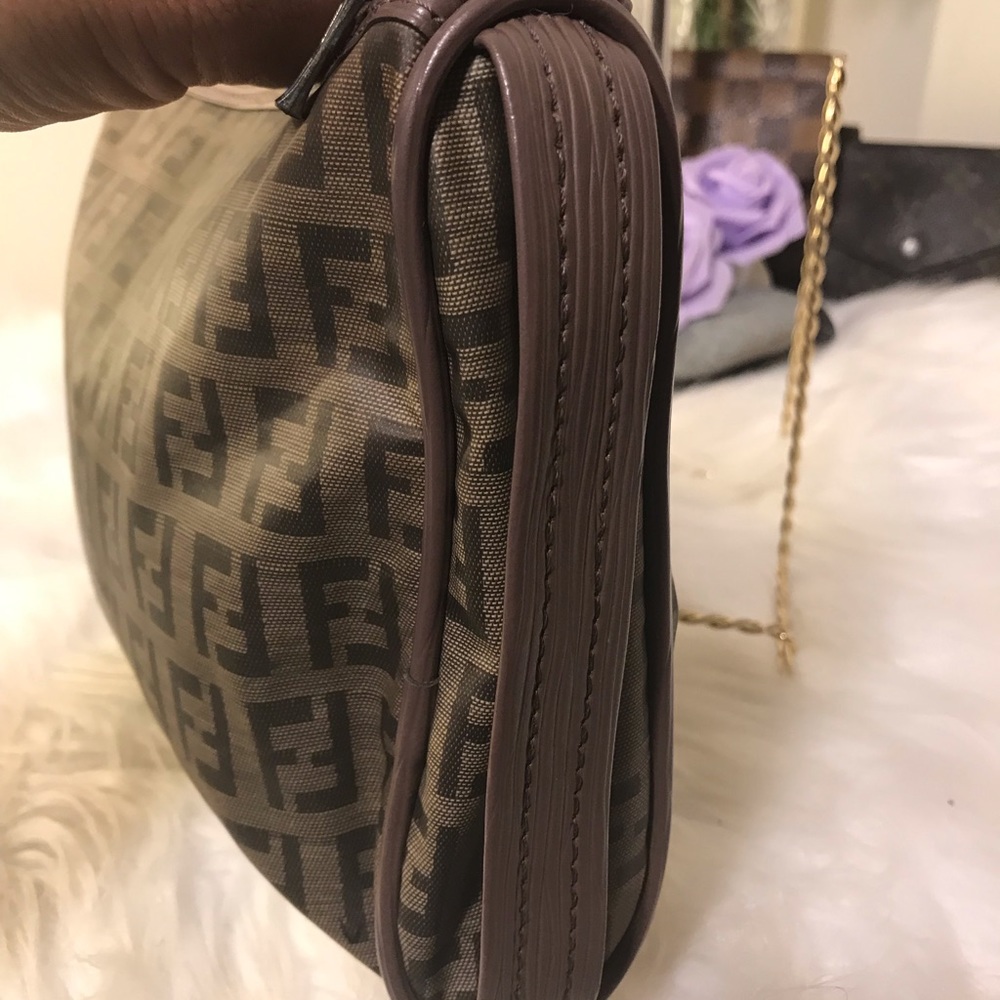 🌸SOLD🌸🌼Fendi Cosmetic Pouch🌼 - Picture 4 of 7